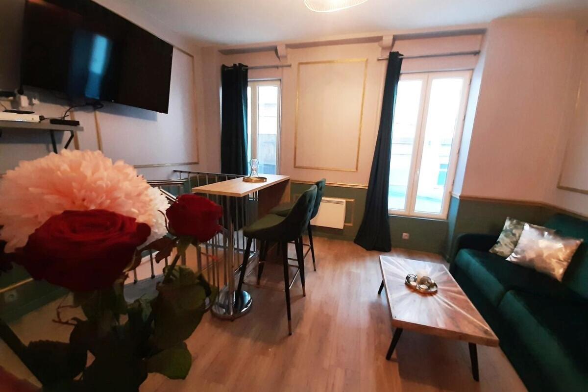 Guernica Apartment Paris Montmartre Екстериор снимка